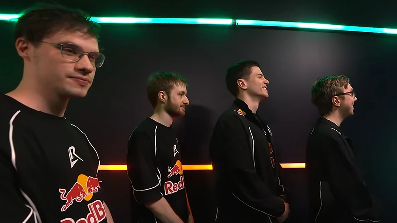 Los Ratones: Crownie, Nemesis, Velja, Baus